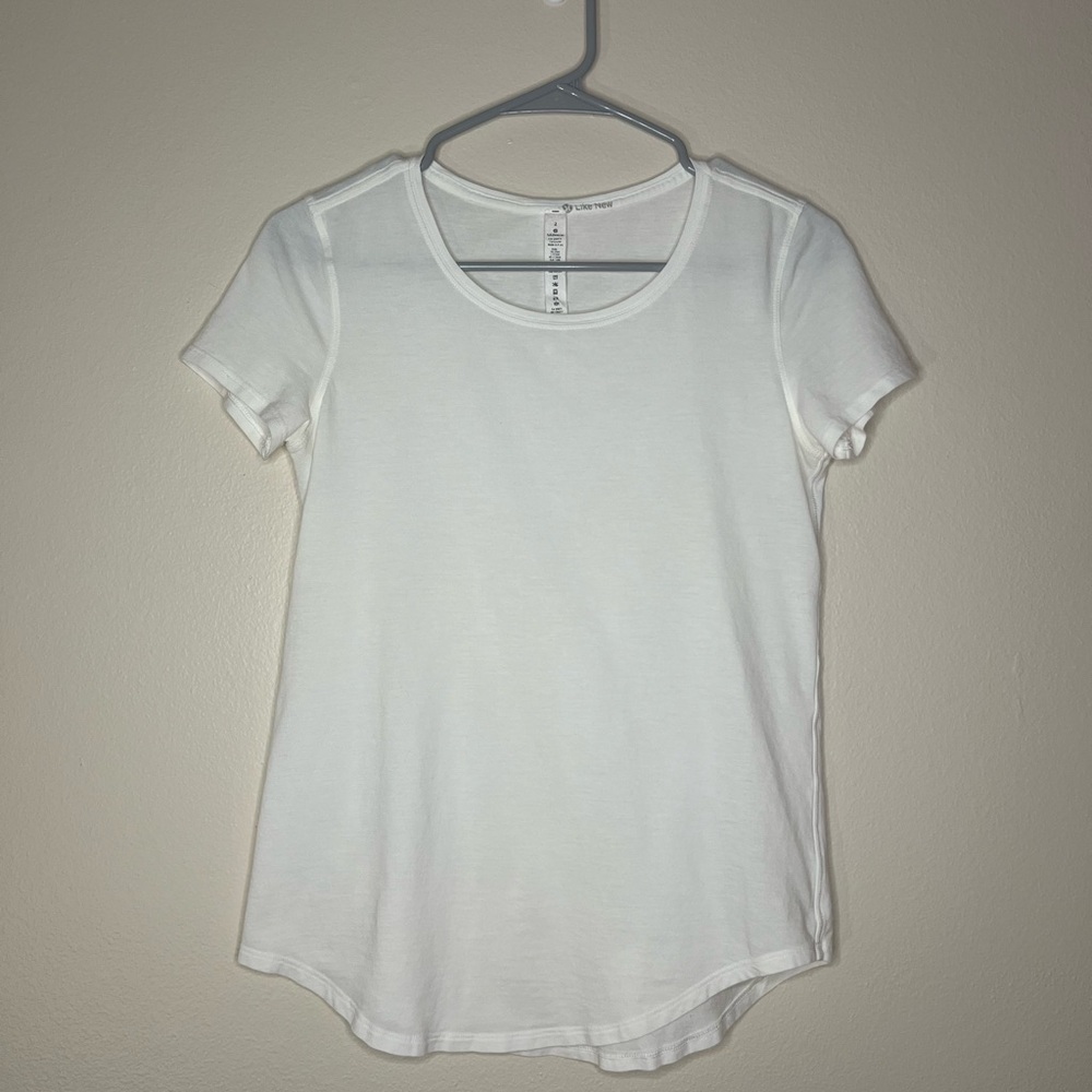 Lululemon “Like New” Classic White Women's Top